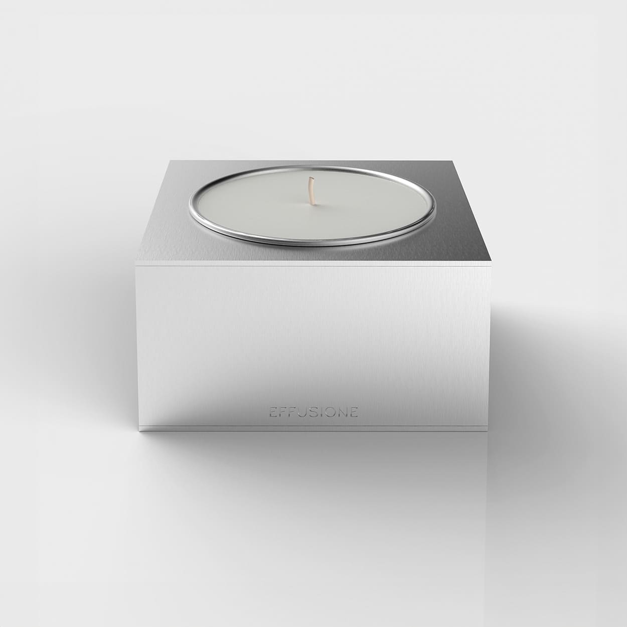 Aura One, candela singola grande Effusione in alluminio magnetica di design, vista frontale prospettica