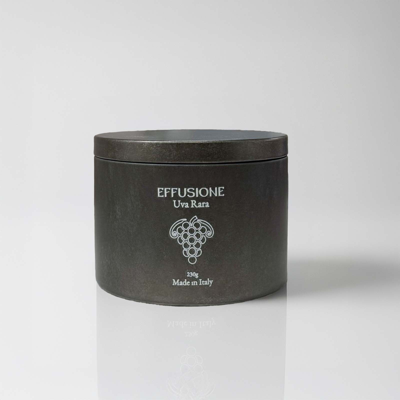 Candela profumata Effusione Uva Rara in contenitore nero opaco, Made in Italy