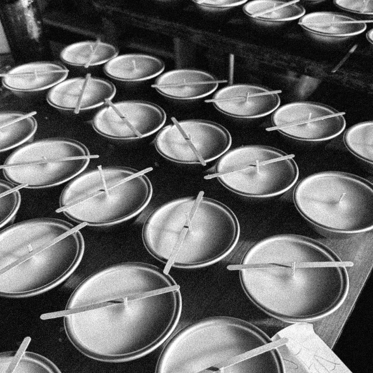 Candele profumate Effusione in fase di produzione artigianale