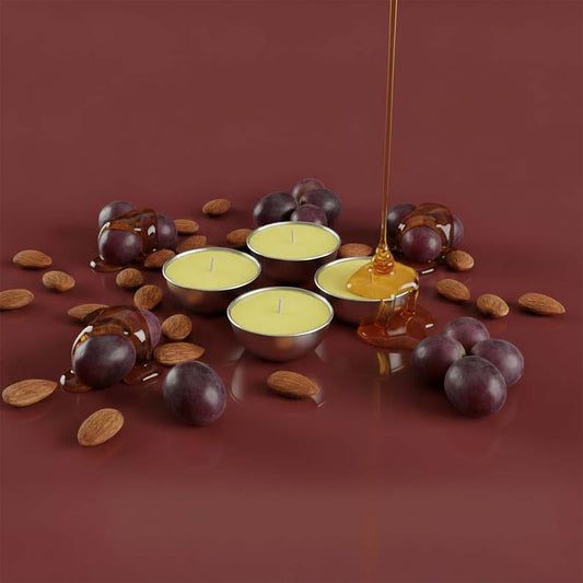 Set da 4 ricariche candela Aura Effusione formato S fragranza Uva Rara in alluminio con note fruttate e legnose.